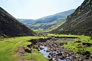 hiking day trips from edinburgh